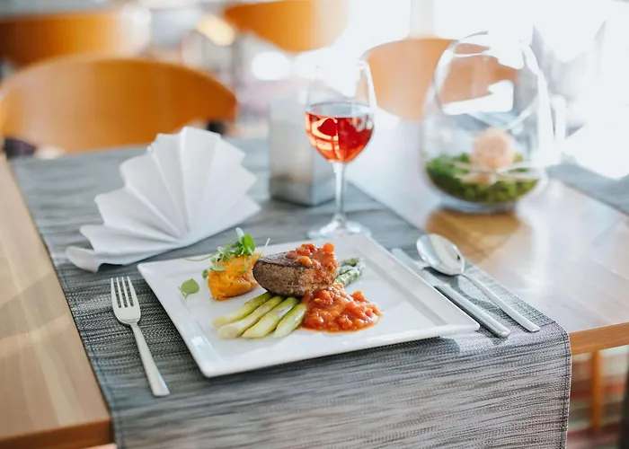 Отель Western 4*