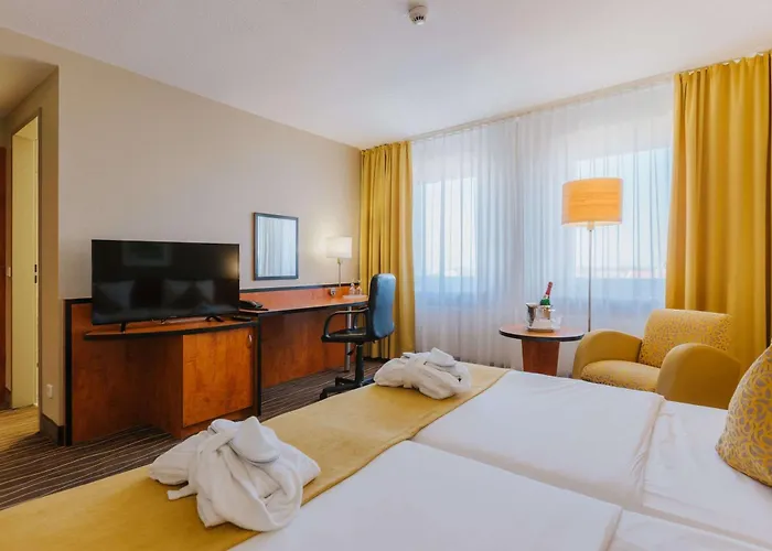 Western Отель 4*